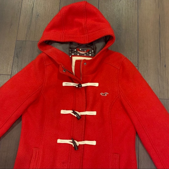 Hollister Women’s Red Wool Toggle Coat - Picture 4 of 6